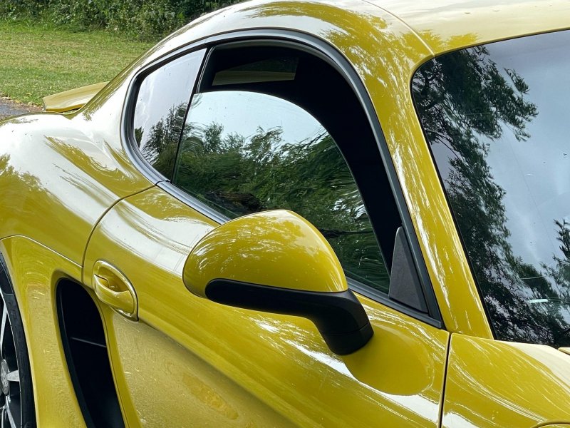 PORSCHE CAYMAN