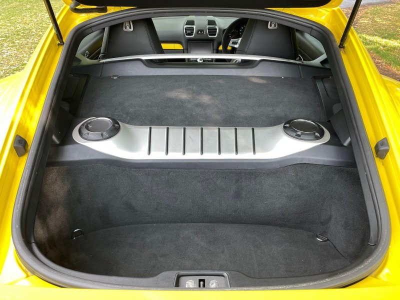 PORSCHE CAYMAN