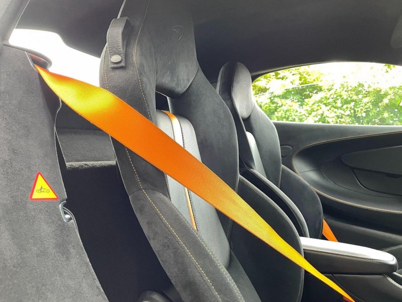 MCLAREN 570S
