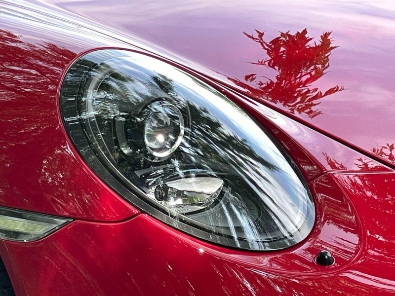PORSCHE 911