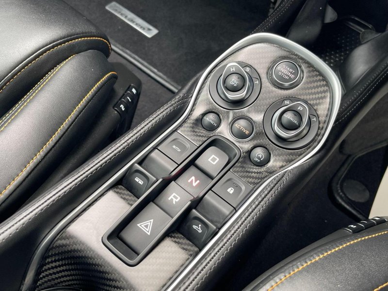 MCLAREN 570S