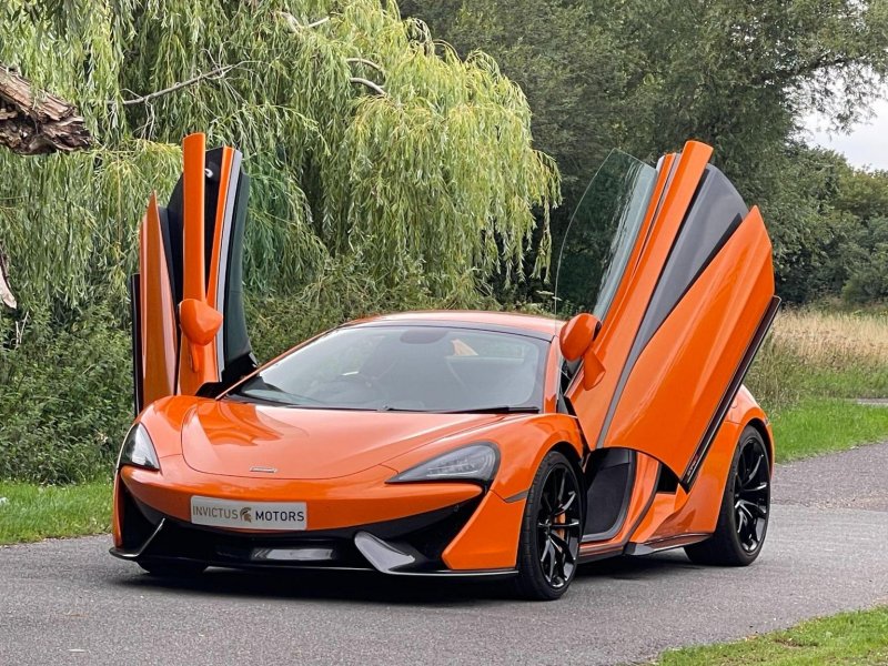 MCLAREN 570S