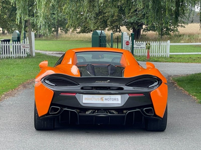 MCLAREN 570S