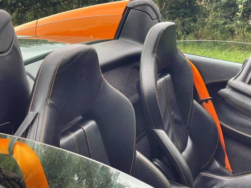 MCLAREN 570S