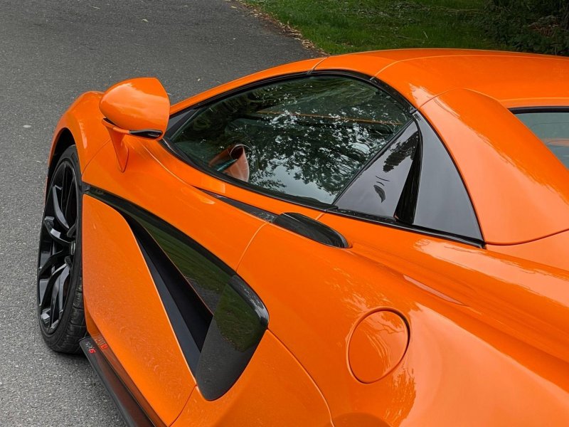 MCLAREN 570S