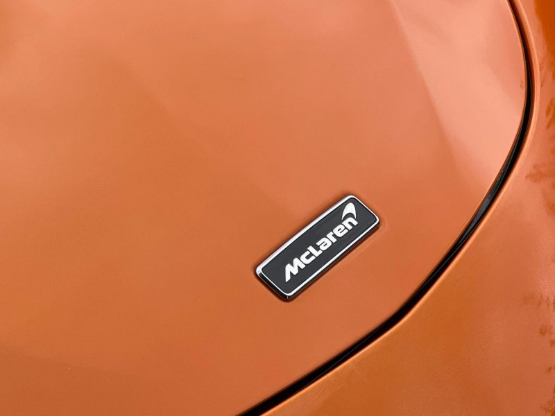 MCLAREN 570S