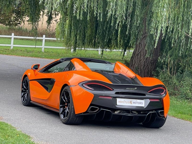 MCLAREN 570S