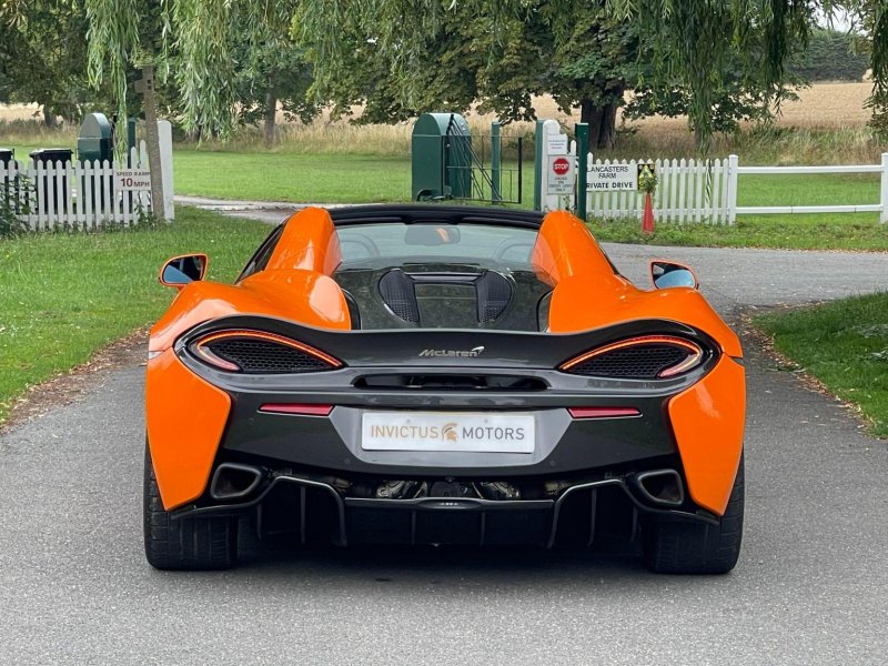MCLAREN 570S